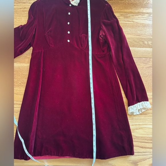 Vintage Red Velvet Like 1960’s Zippered Dress with Cream Lace, Christmas - Picture 16 of 16